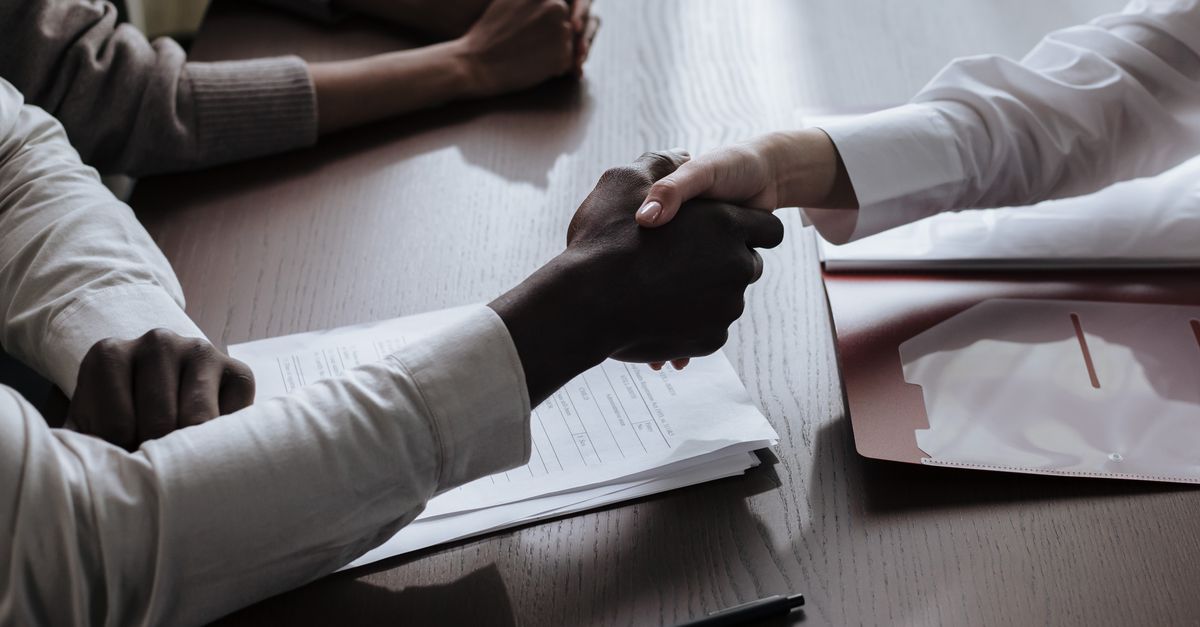 Cession de fonds de commerce : les formalités étape par étape